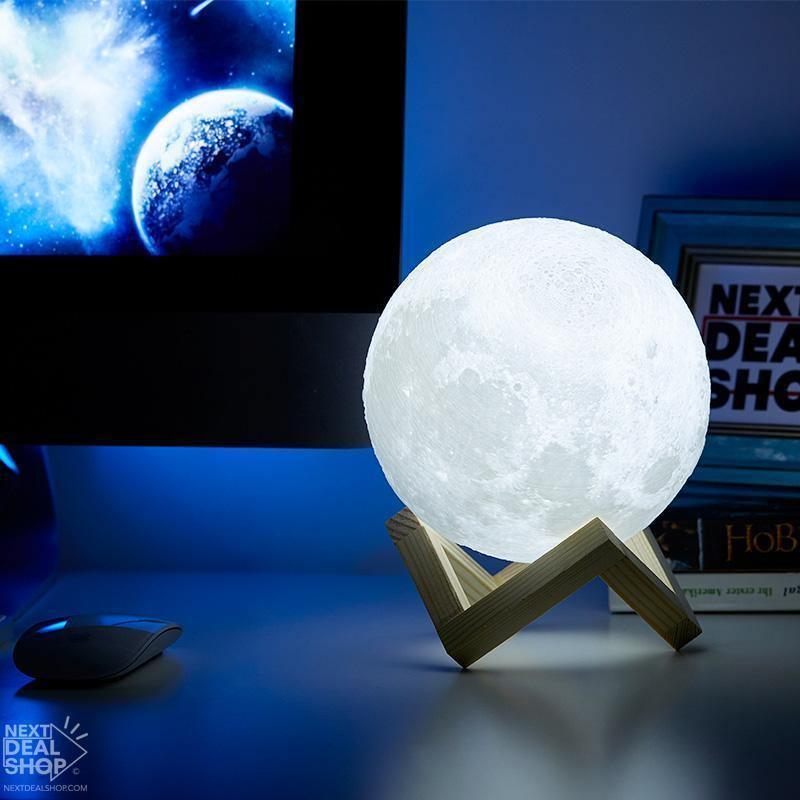 Lua Luminária 3D (com Stand em Madeira) - Bonna-Shopp